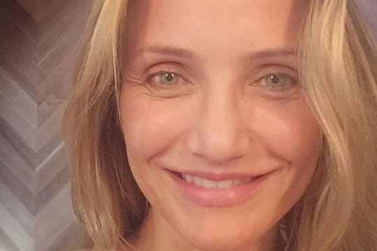 Cameron Diaz traut sich: Die Schauspielerin zeigt sich auf Instagram ohne jegliche Schminke.