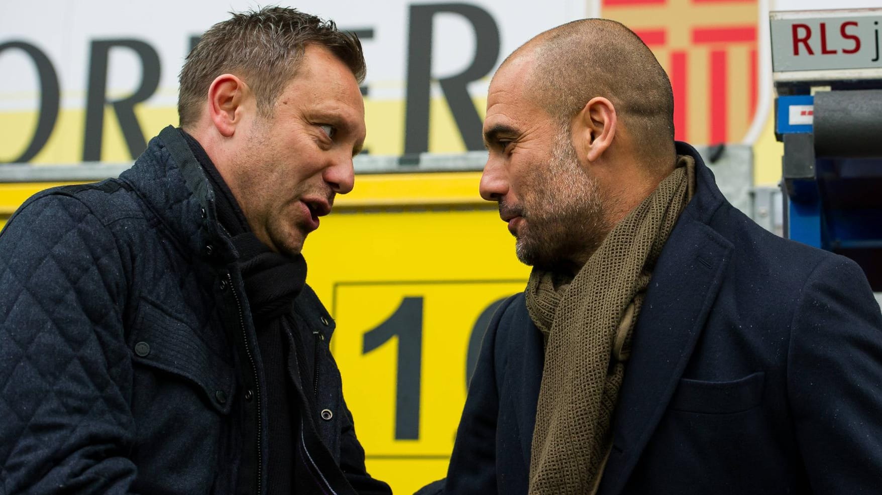 Baldiges Wiedersehen: Andre Breitenreiter trifft neun Monate nach seinem unglücklichen Spruch erneut auf Pep Guardiola (rechts). Baldiges Wiedersehen: Andre Breitenreiter trifft neun Monate nach seinem unglücklichen Spruch erneut auf Pep Guardiola (rechts).