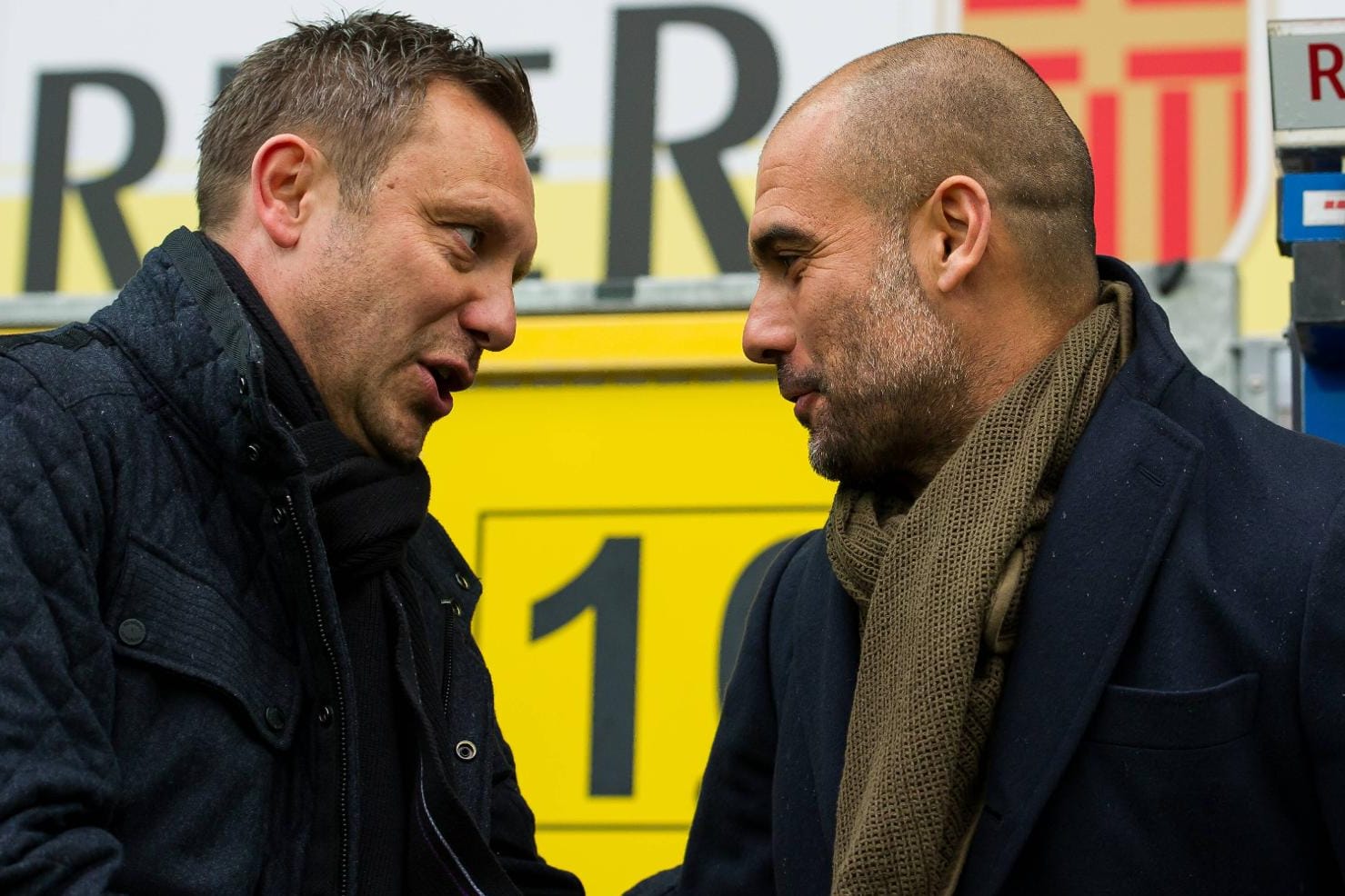 Baldiges Wiedersehen: Andre Breitenreiter trifft neun Monate nach seinem unglücklichen Spruch erneut auf Pep Guardiola (rechts).