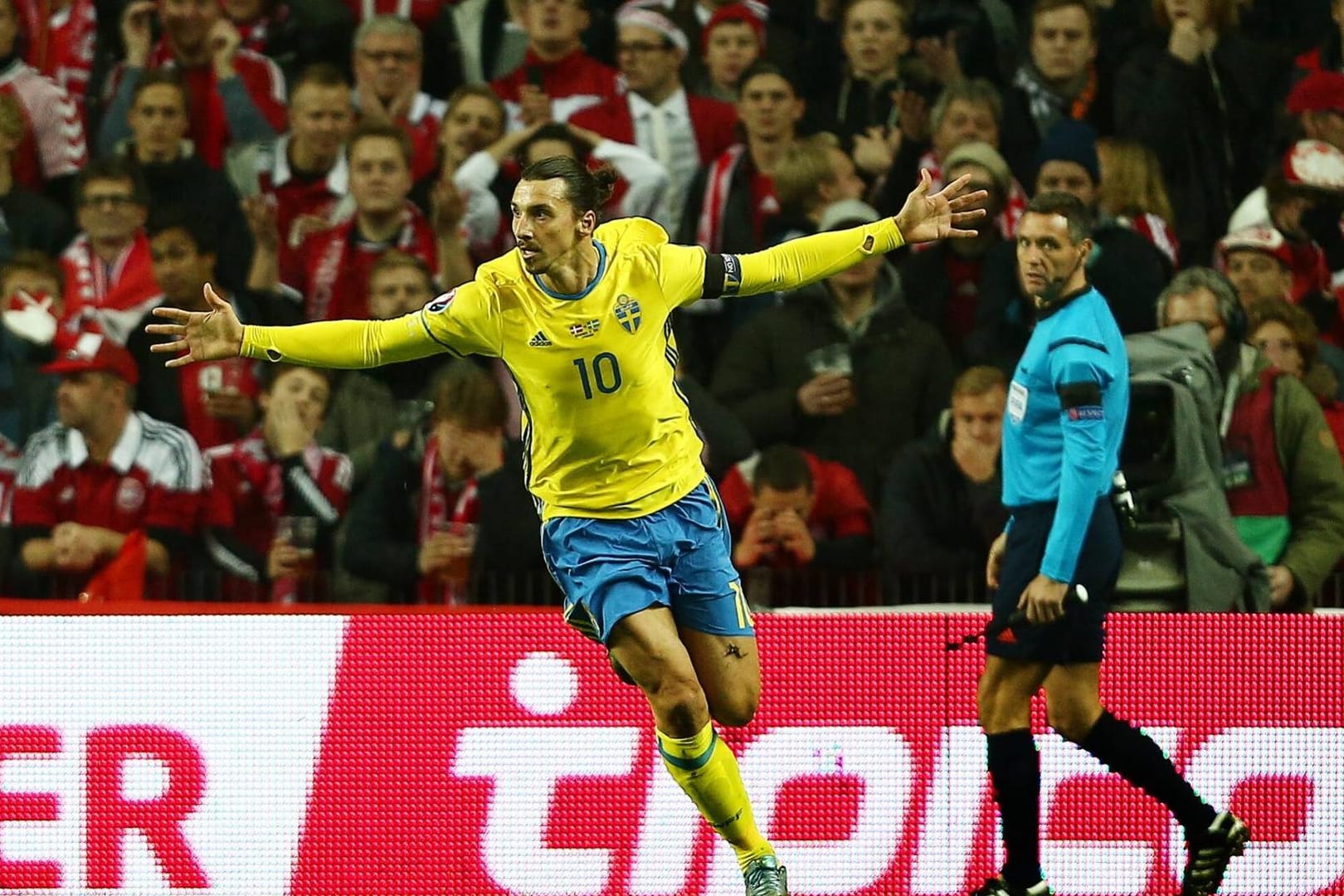 Zlatan Ibrahimovic ist aktuell der wohl beste Mittelstürmer der Welt.
