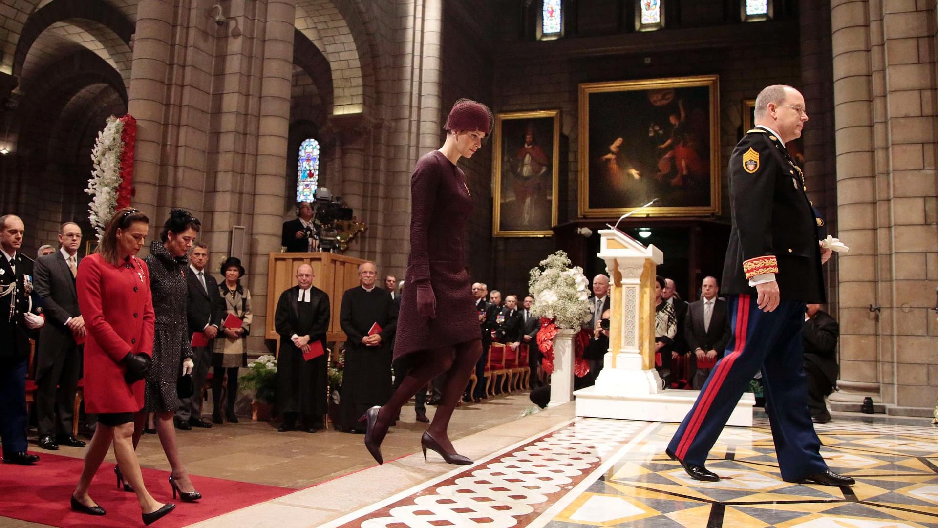 Fürst Albert II., Charlène, Caroline von Hannover und Prinzessin Stephanie nahmen in der Kathedrale von Monaco an einer Messe teil.