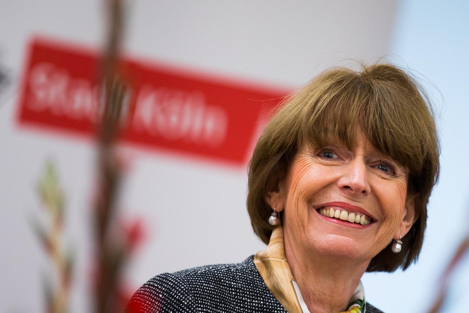 Die neue Kölner Oberbürgermeisterin Henriette Reker hat am Morgen ihr Amt angetreten.