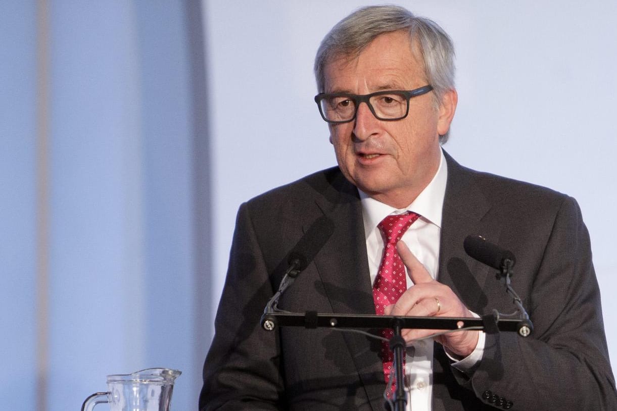 EU-Kommissionspräsident Jean-Claude Juncker will die europäische Einlagensicherung vorantreiben. EU-Kommissionspräsident Jean-Claude Juncker will die europäische Einlagensicherung vorantreiben.