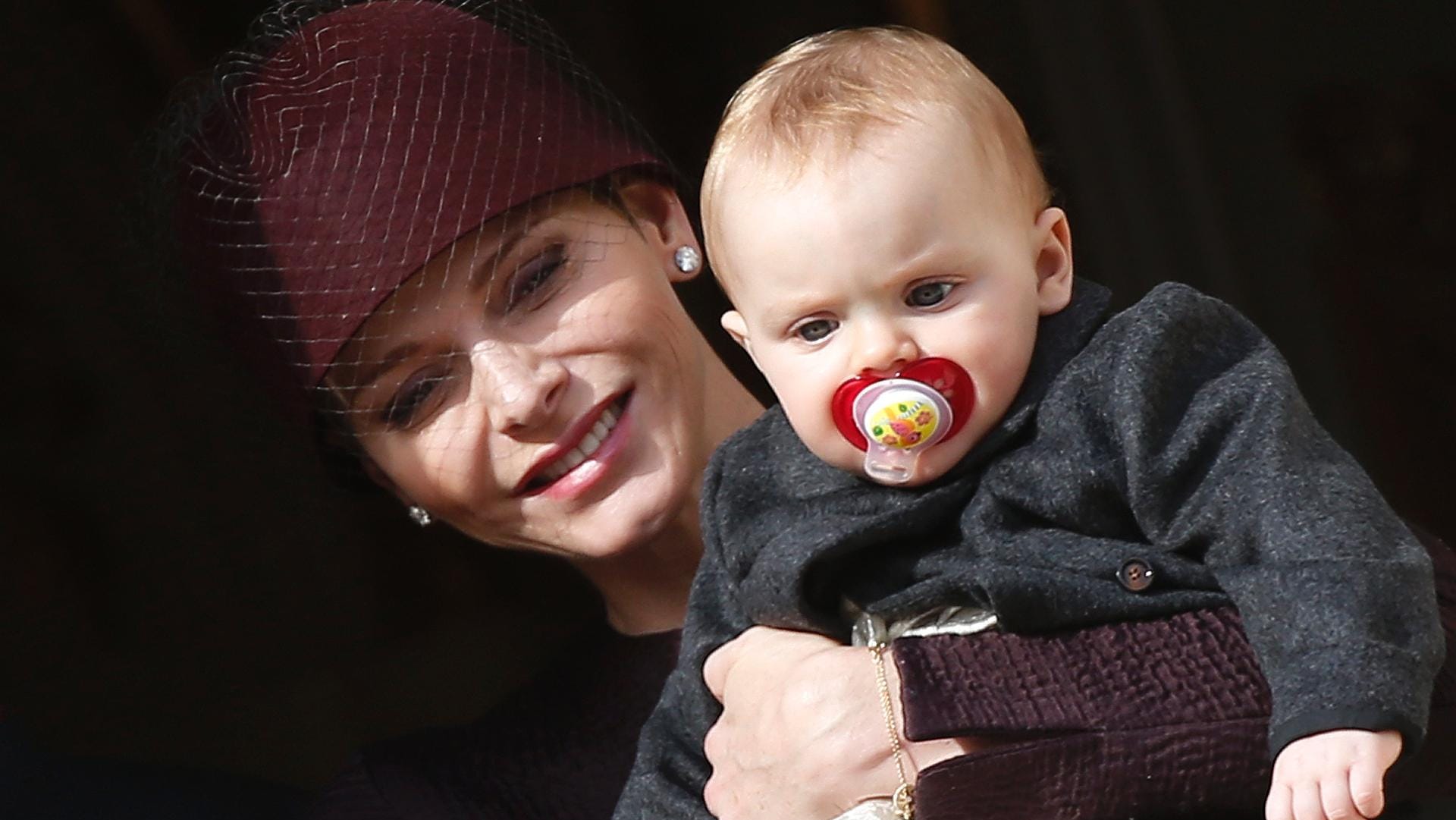 Fürstin Charlène von Monaco und Töchterchen Gabriella am 19. November 2015.