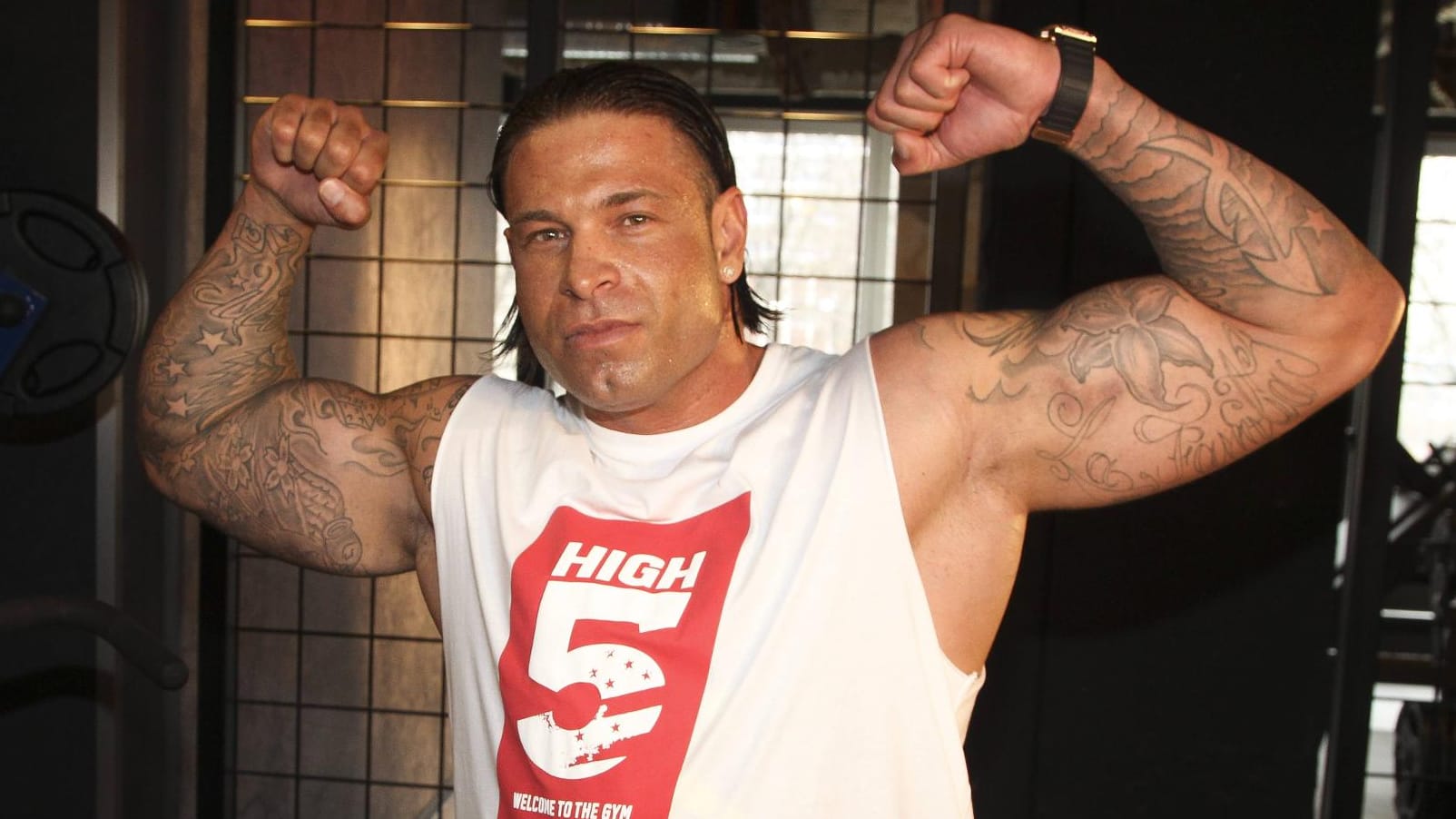 Tim Wiese fühlt sich dem Fußball noch immer tief verbunden. Tim Wiese fühlt sich dem Fußball noch immer tief verbunden.