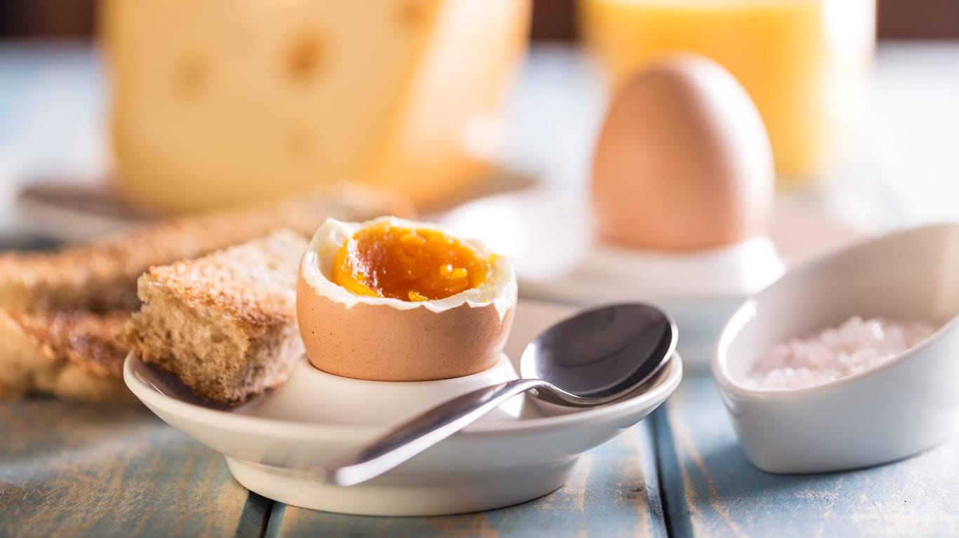 Hartgekochte Eier sind schlechter verdaulich als weichgekochte und gelten daher als weniger gesund.