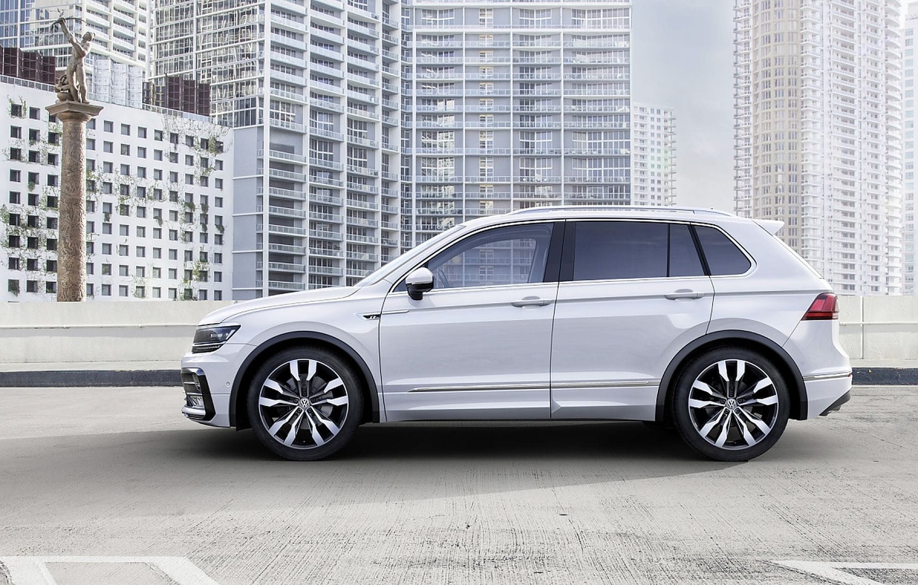 SUV, nächstes Kapitel: Auch der neue VW Tiguan wird sich wieder in die Herzen der Autokäufer fahren.