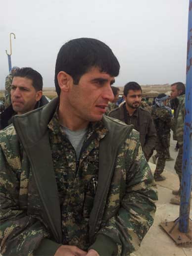 Kurden-Kommandeur Levend Rojava: "Gebt uns mehr Waffen - wir kämpfen doch auch für Euch!"