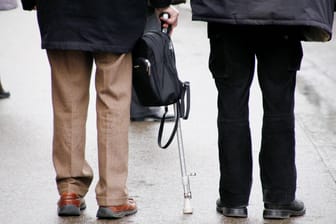Das Armutsrisiko von Rentnern in Deutschland ist knapp fünf Mal höher als in den Niederlanden.