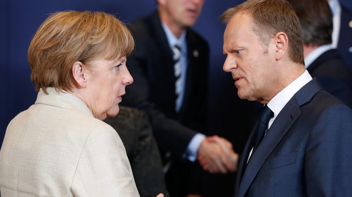 Kanzlerin Angela Merkel mit EU-Ratspräsident Donald Tusk.