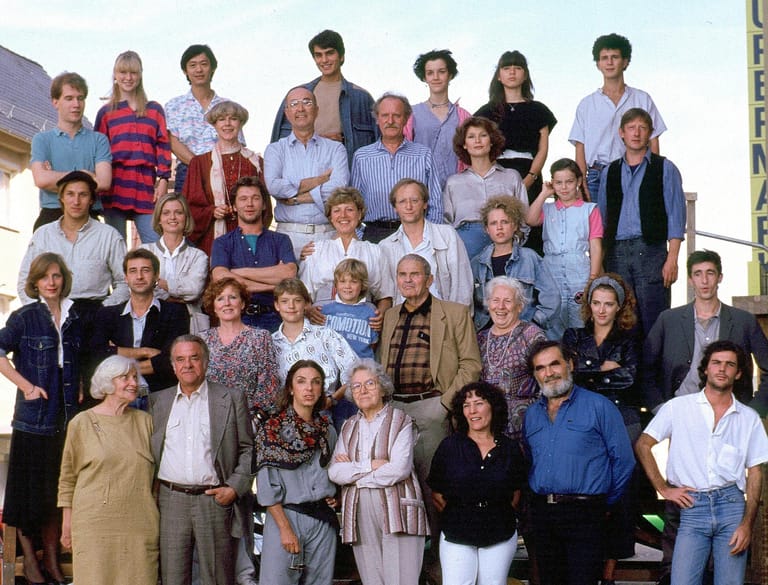 Das war das Ensemble zum Start der Serie 1985.