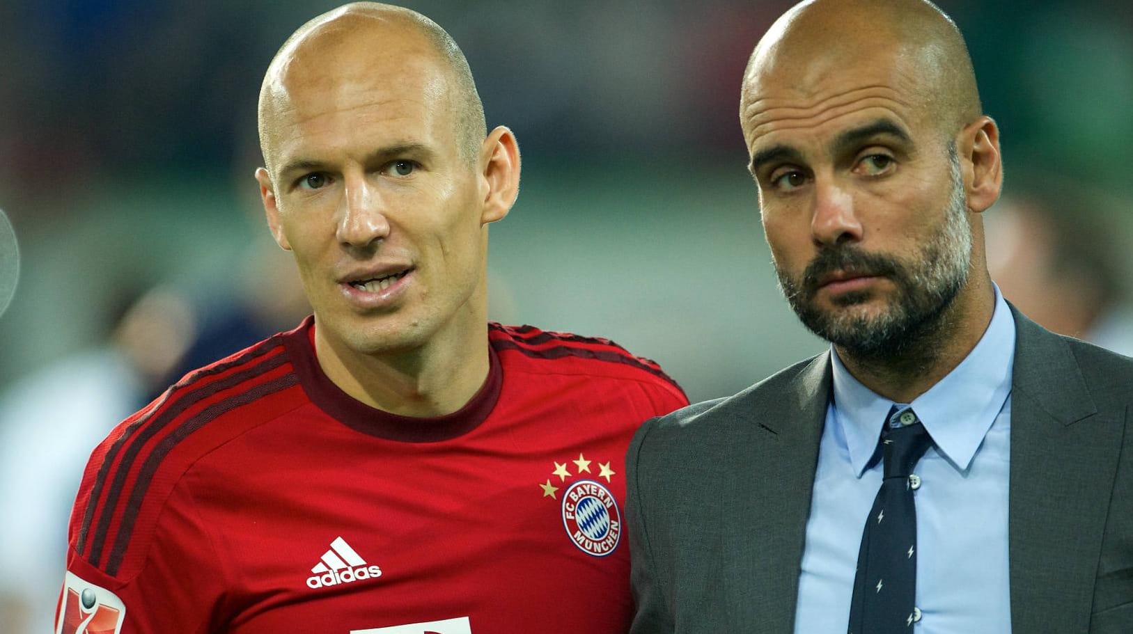 Bayern-Coach Pep Guardiola (rechts) muss gegen Gladbach auf Arjen Robben verzichten. Bayern-Coach Pep Guardiola (rechts) muss gegen Gladbach auf Arjen Robben verzichten.