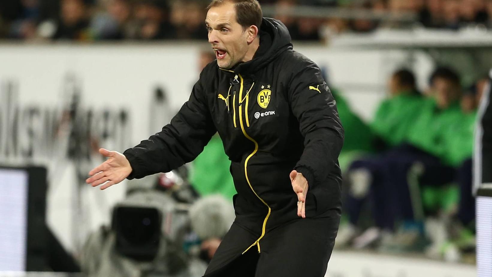 Hoch emotional: BVB-Trainer Thomas Tuchel im Spiel beim VfL Wolfsburg. Hoch emotional: BVB-Trainer Thomas Tuchel im Spiel beim VfL Wolfsburg.