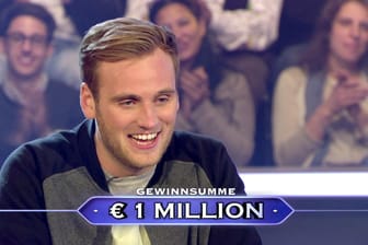 "Wer wird Millionär?": Leon Windscheid räumt die Million ab.