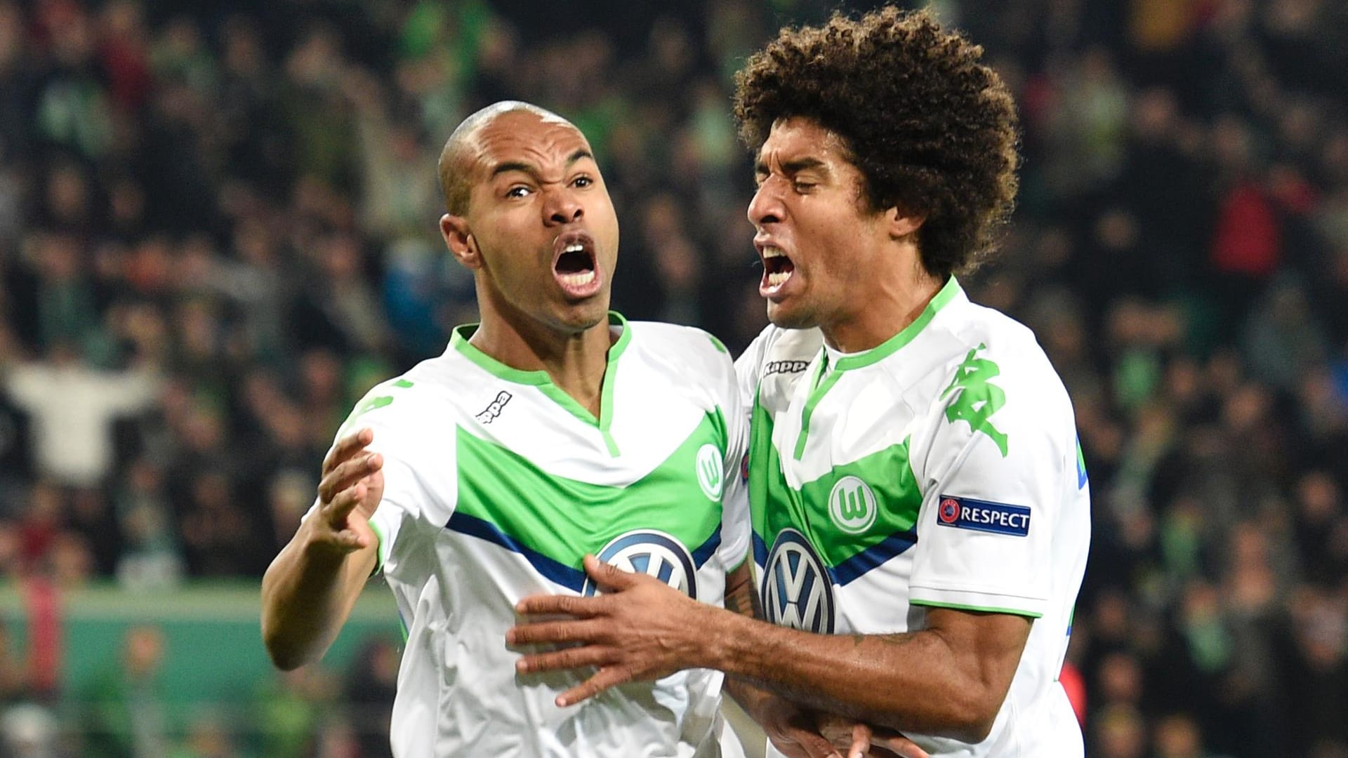 Da kommt Freude auf: Naldo und Dante stehen mit dem VfL Wolfsburg im Achtelfinale der Champions League. Da kommt Freude auf: Naldo und Dante stehen mit dem VfL Wolfsburg im Achtelfinale der Champions League.