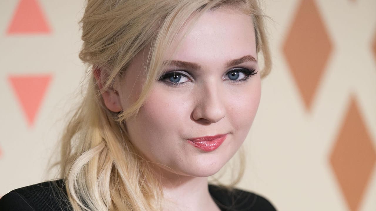 Abigail Breslin wird in einem Remake von "Dirty Dancing" die Hauptrolle spielen.