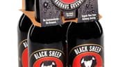 "Schwarze Schaf" heißt auch eines seiner aus Bio-Rohstoffen hergestellten Biere: "Black Sheep", ein Irish Dry Stout, das nach altem irischem Rezept gebraut wird.