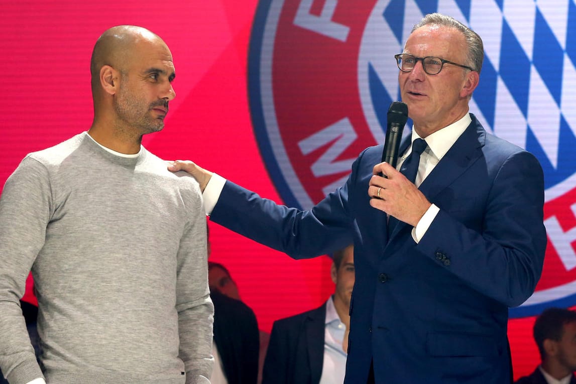 Im Sommer endet die Zusammenarbeit zwischen Karl-Heinz Rummenigge (re.) und Pep Guardiola.