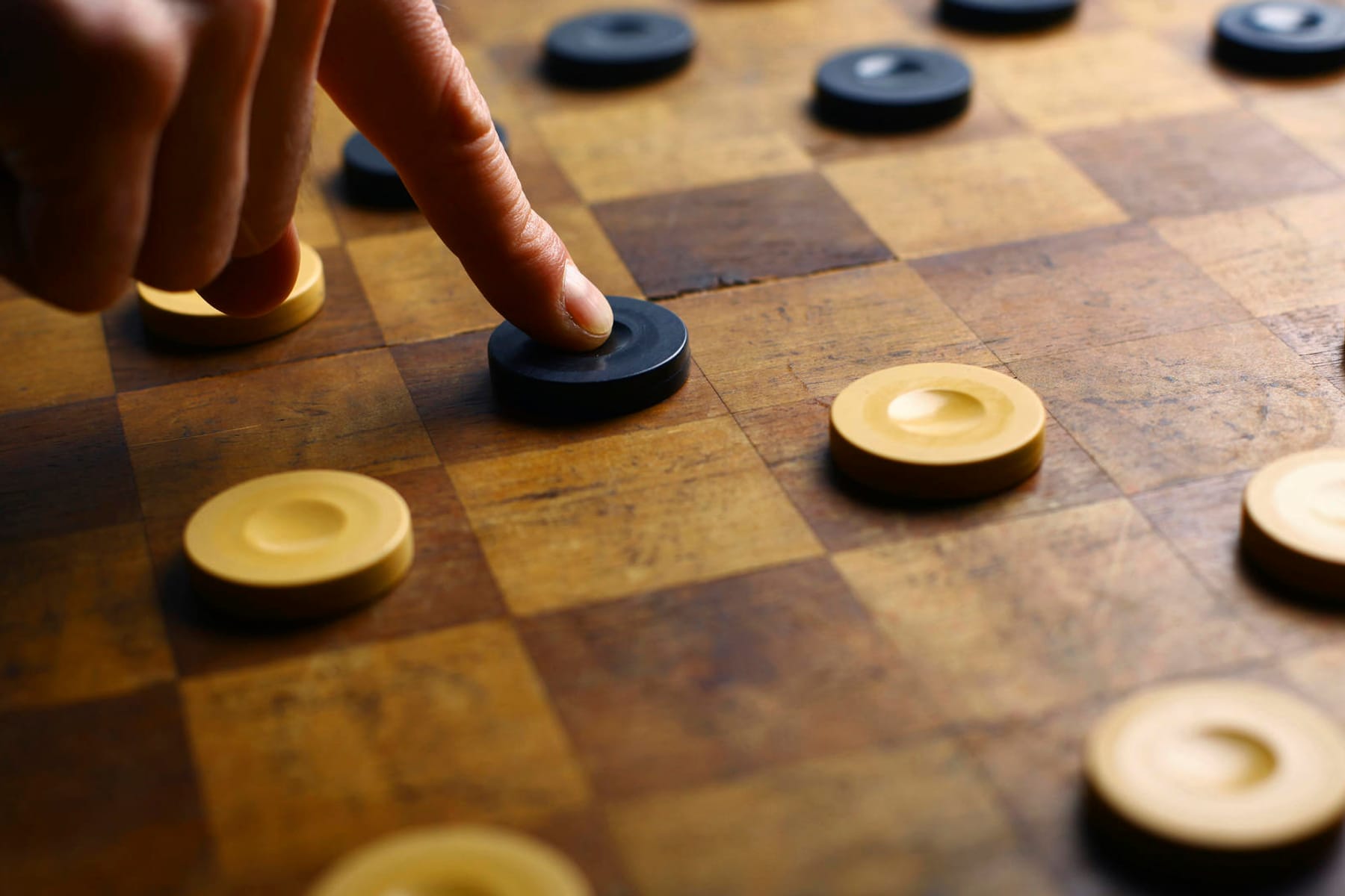 Schach online spielen: 7 bekannte Anbieter im Überblick