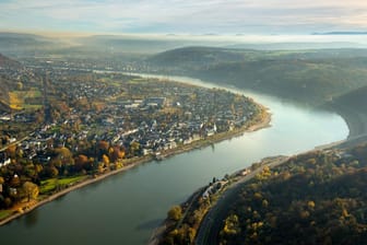 Am Mittelrhein ist die Landschaft um den Fluss herum am schönsten.