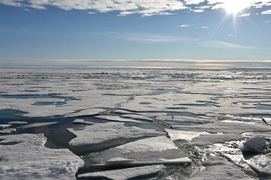 Am Nordpol könnte es in den nächsten Tagen bis zu 50 Grad wärmer werden, als gewöhnlich zu dieser Jahreszeit.