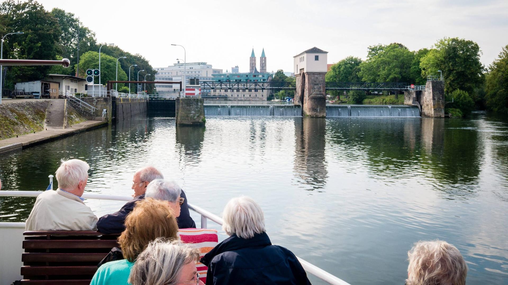 Die Fulda an der Schleuse Kassel.