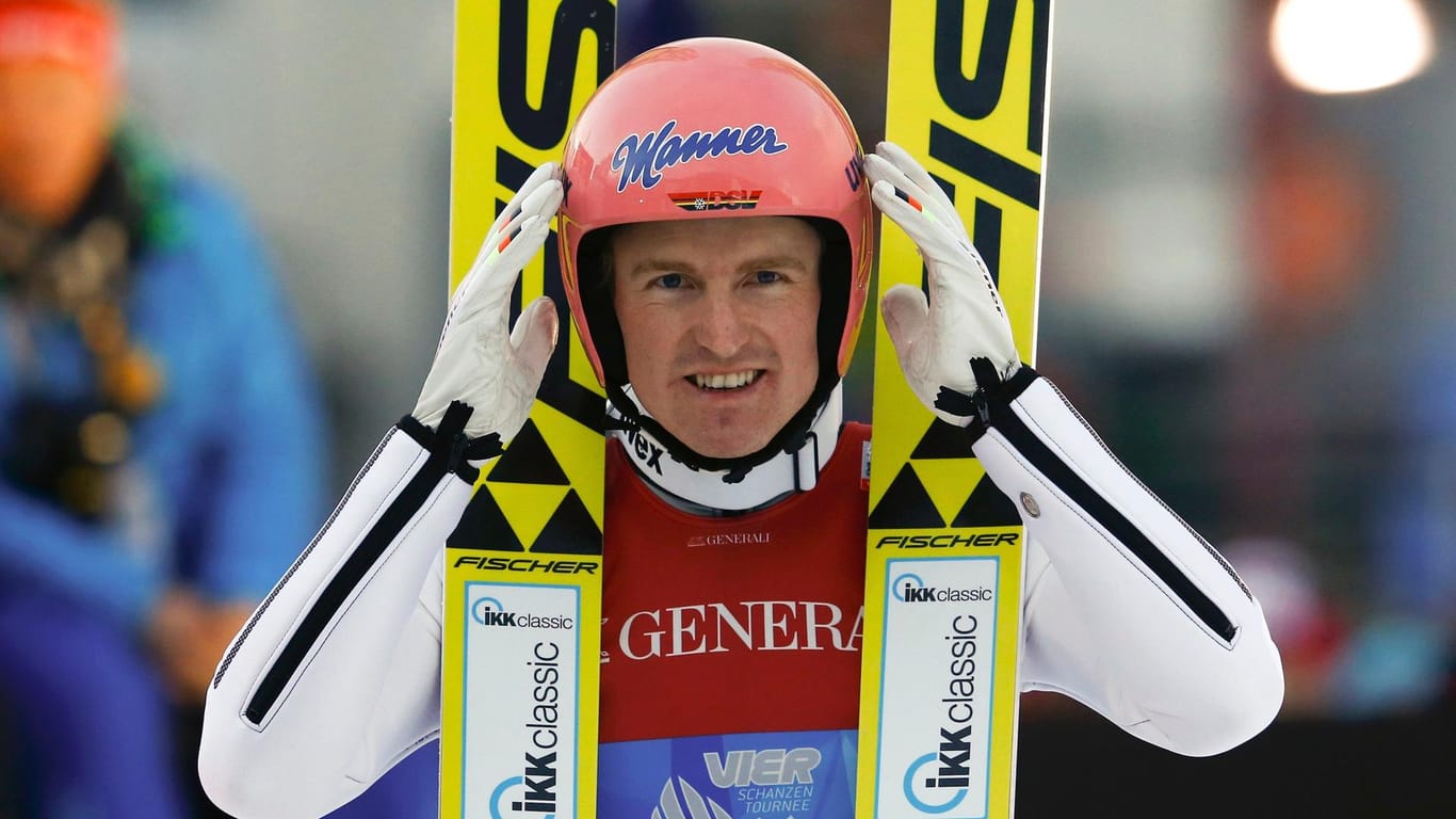Severin Freund hat beim Neujahrsspringen in Garmisch-Partenkirchen die Gesamtführung bei der Vierschanzen-Tournee verloren.