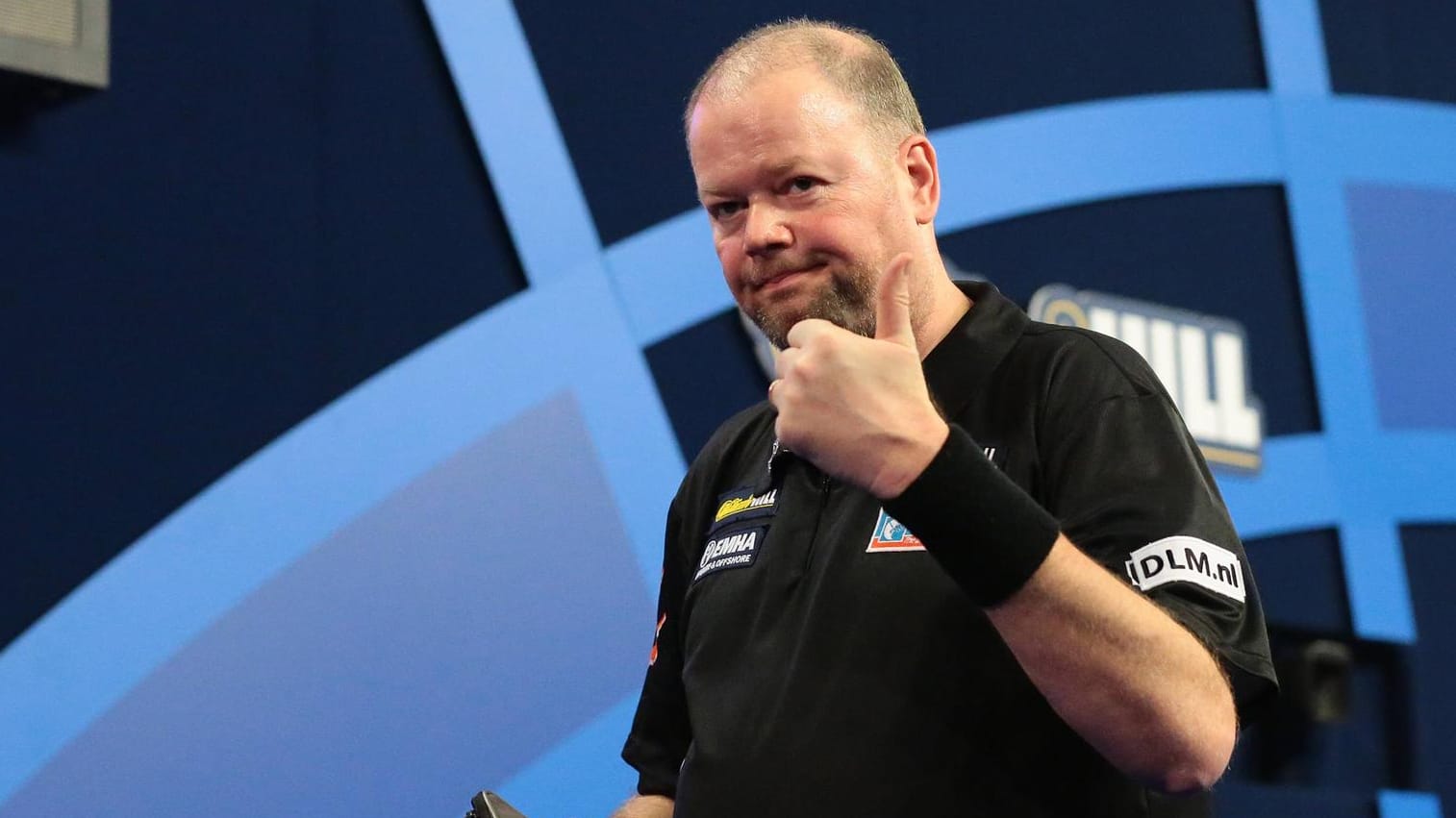 Raymond van Barneveld steht im Halbfinale der Darts-WM.