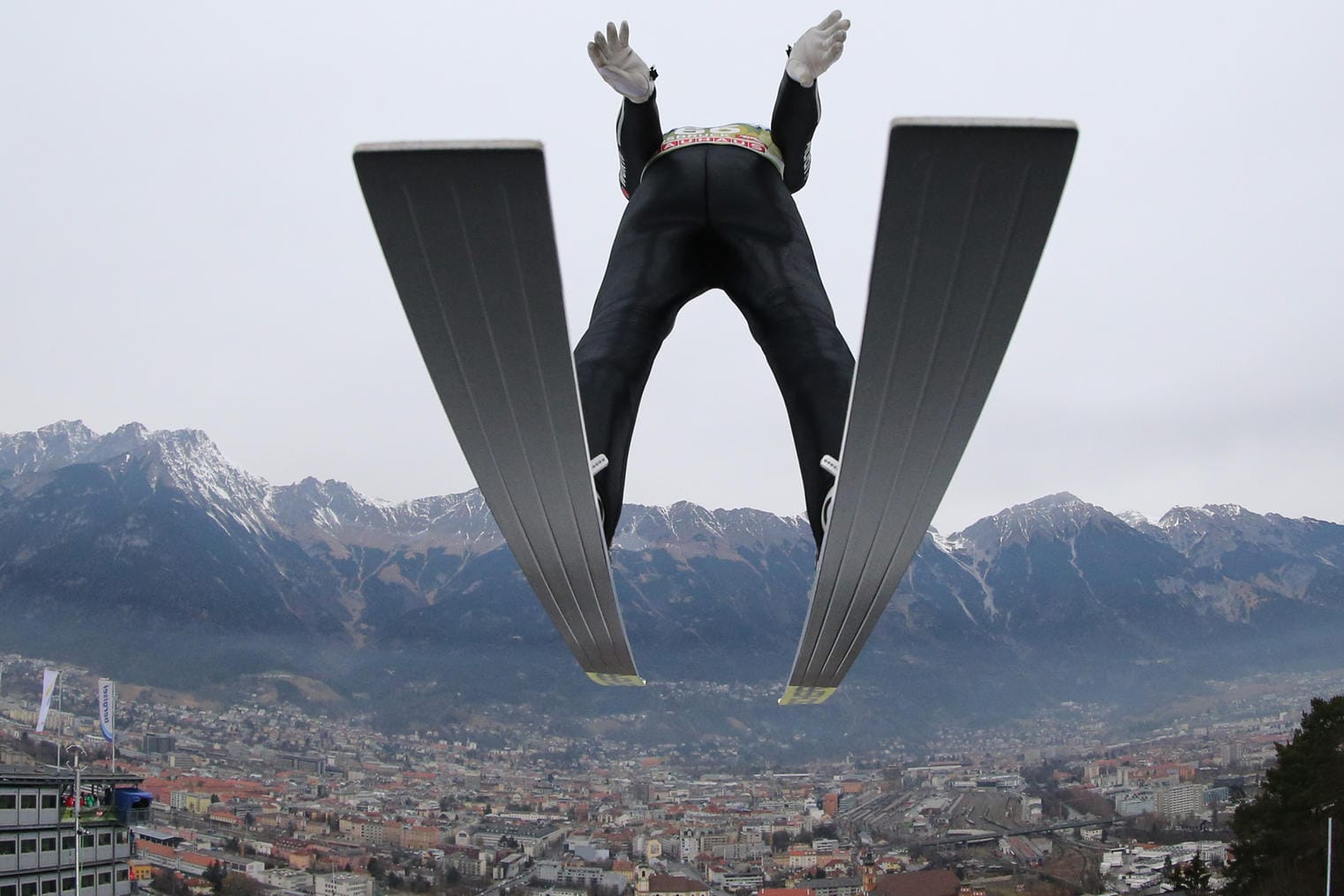 DSV-Adler Severin Freund beim Qualifikationsspringen in Innsbruck.