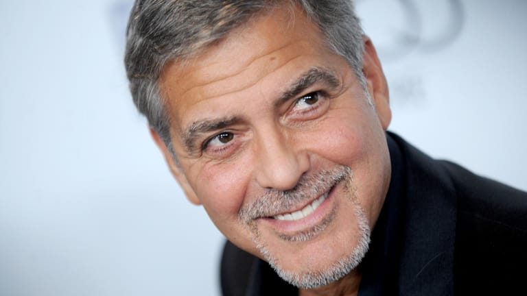 Graue Haare machen manche Männer attraktiv - George Clooney zum Beispiel.