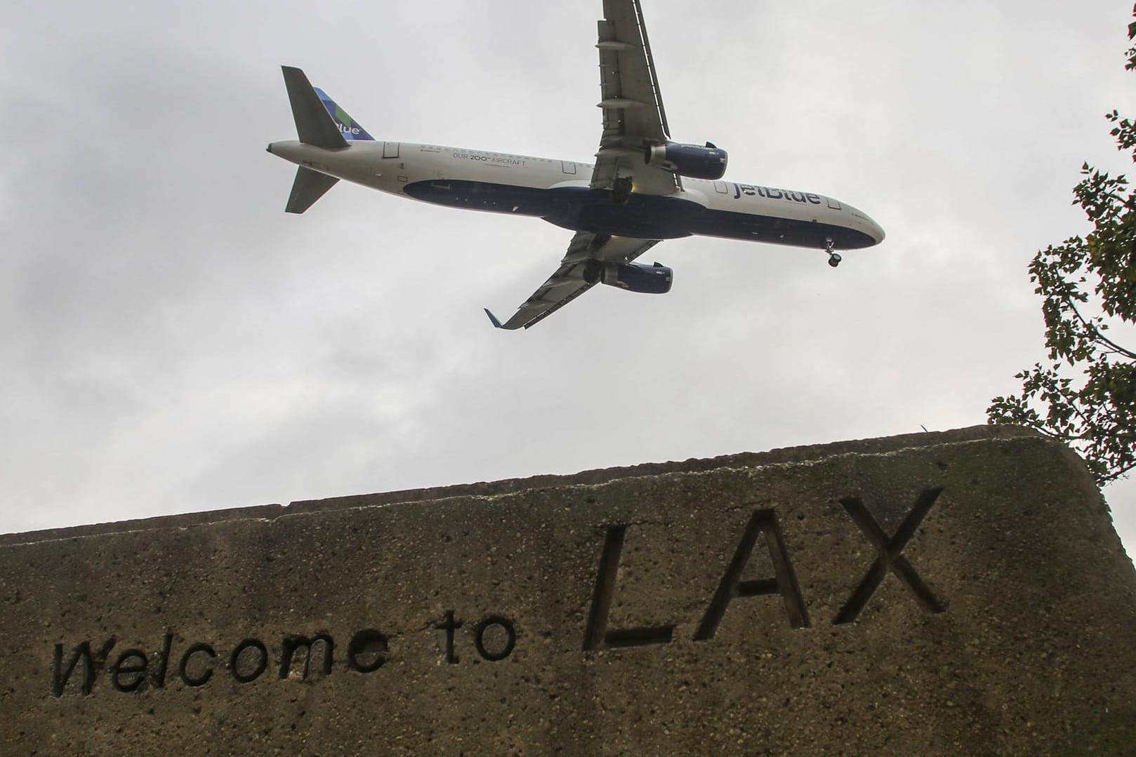 LAX kürzt sich der Flughafen in Los Angeles ab.