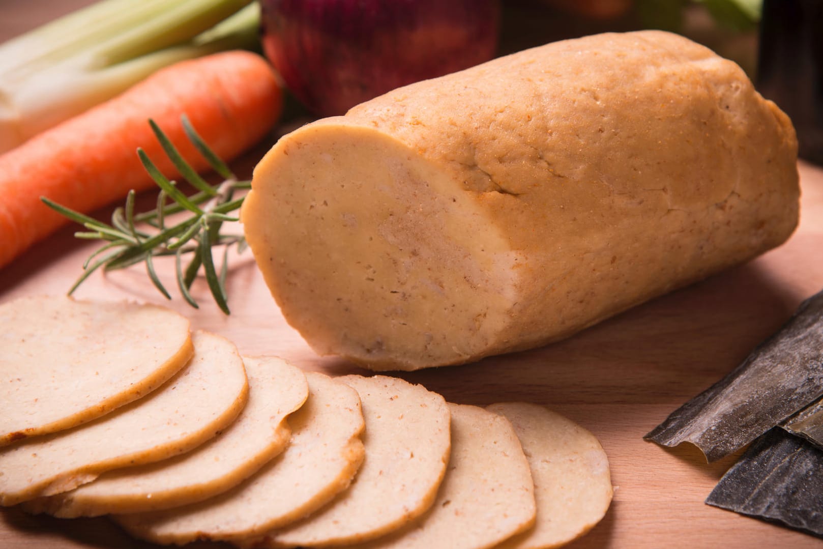 Die Konsistenz von Seitan kommt Fleisch sehr nahe.