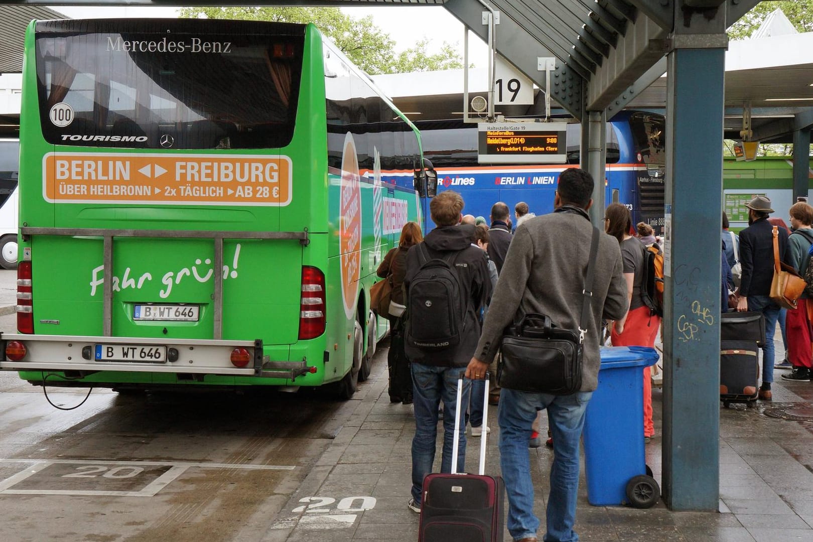 Fernbusreisen liegen im Trend.