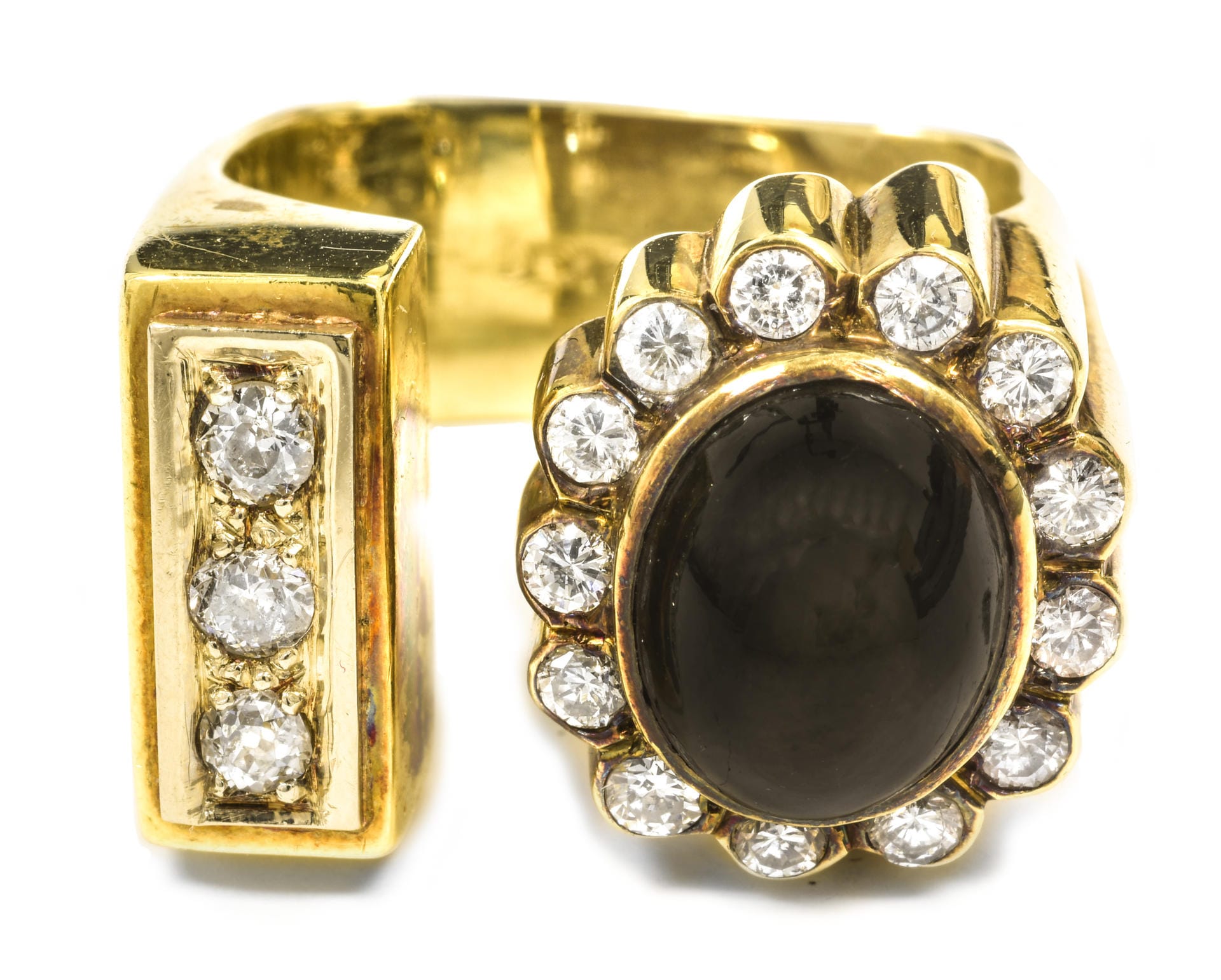 15.000 US-Dollar war einem Sammler dieser Ring aus dem Jahr 1969 wert. Das Juwel aus 14 Karat Gold übertraf damit deutlich die Erwartungen.