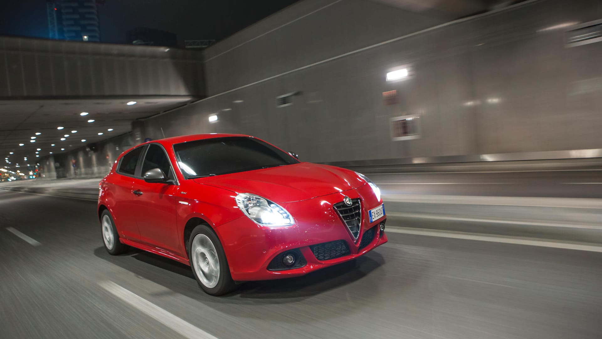 Nicht mal 3000 Autos hat Alfa 2015 verkauft - und davon waren 2291 Fahrzeuge Giuliettas.