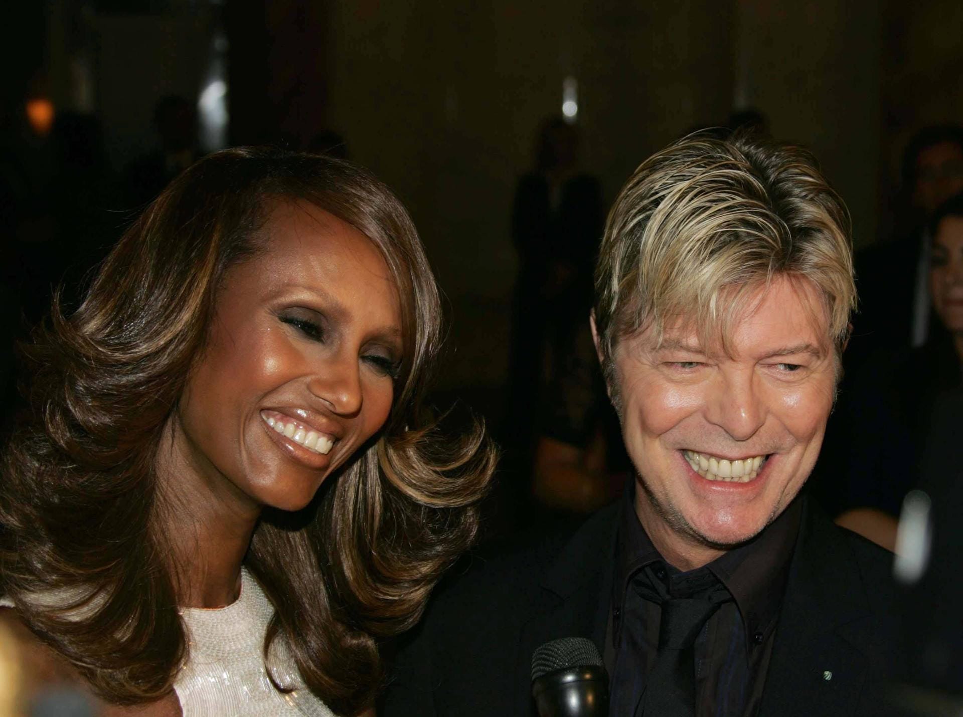 Bowie war seit 1992 in zweiter Ehe mit dem Model Iman Abdulmajid verheiratet. Mit ihr hat er eine im Jahr 2000 geborene Tochter, Alexandria Zarah. Aus Bowies erster Ehe mit Angela Barnett stammt der 1971 geborene Sohn Duncan Zowie Haywood Jones.