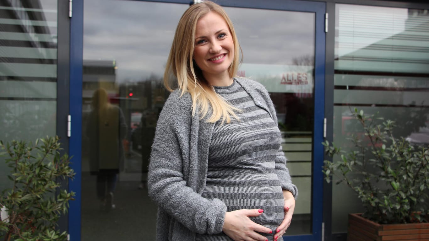 Ania Niedieck und ihr Mann Chris erwarten ihr erstes gemeinsames Baby.