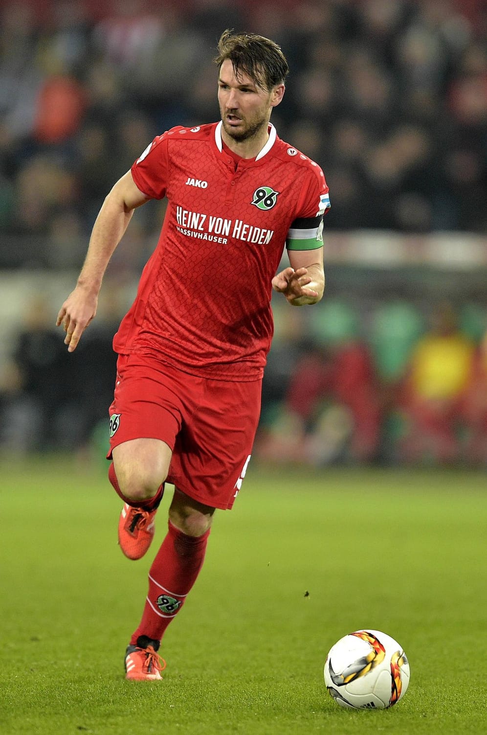 Der 32-jährige Abwehrspieler Christian Schulz spielt bereits seit 2007 bei Hannover 96 und war in der Hinrunde fester Bestandteil in der Startelf.