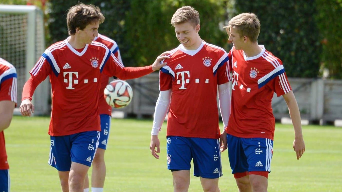 Im Sommer noch im Bayern-Outfit, inzwischen abgegeben: Gianluca Gaudino, Mitchell Weiser und Sinan Kurt (v.li.). Im Sommer noch im Bayern-Outfit, inzwischen abgegeben: Gianluca Gaudino, Mitchell Weiser und Sinan Kurt (v.li.).