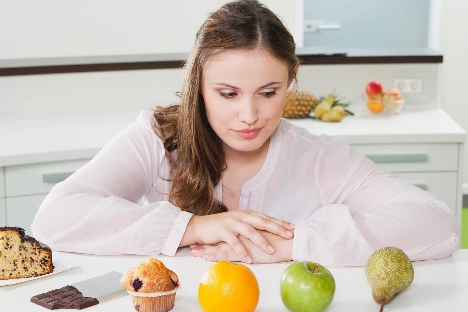 Obst oder Süßes? Beides enthält Zucker.