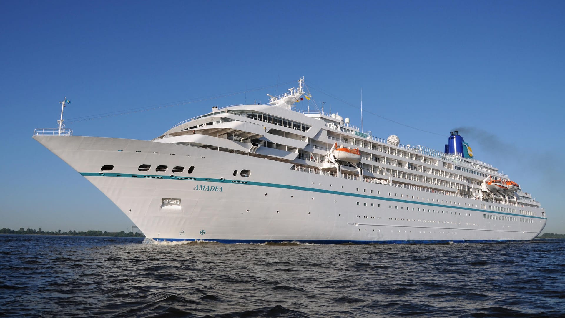 Traumschiff MS "Amadea"