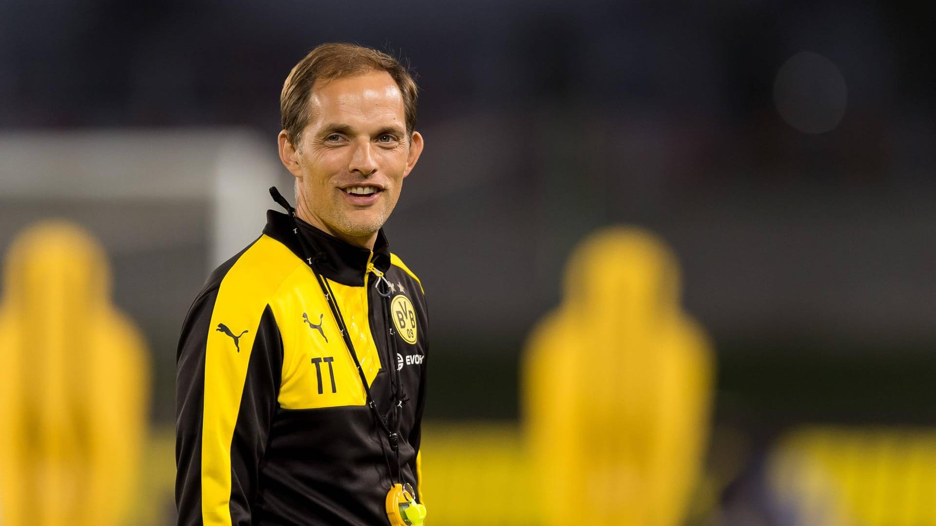 BVB-Trainer Thomas Tuchel ist mit seinem aktuellen Personal zufrieden, will aber einen breiteren Kader. BVB-Trainer Thomas Tuchel ist mit seinem aktuellen Personal zufrieden, will aber einen breiteren Kader.