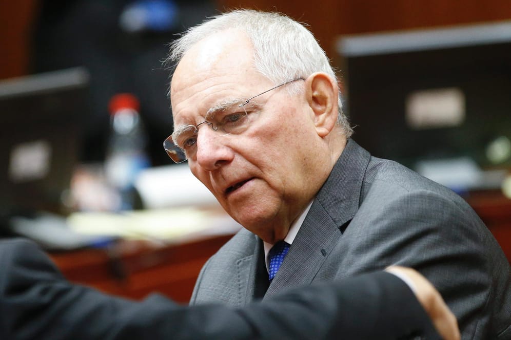 Finanzminister Wolfgang Schäuble: erwartbare Aufregung.