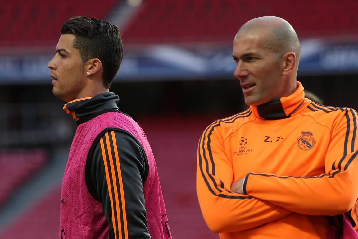 Real Madrid Trainer Zinedine Zidane (re.) und sein größter Star im Team Cristiano Ronaldo.
