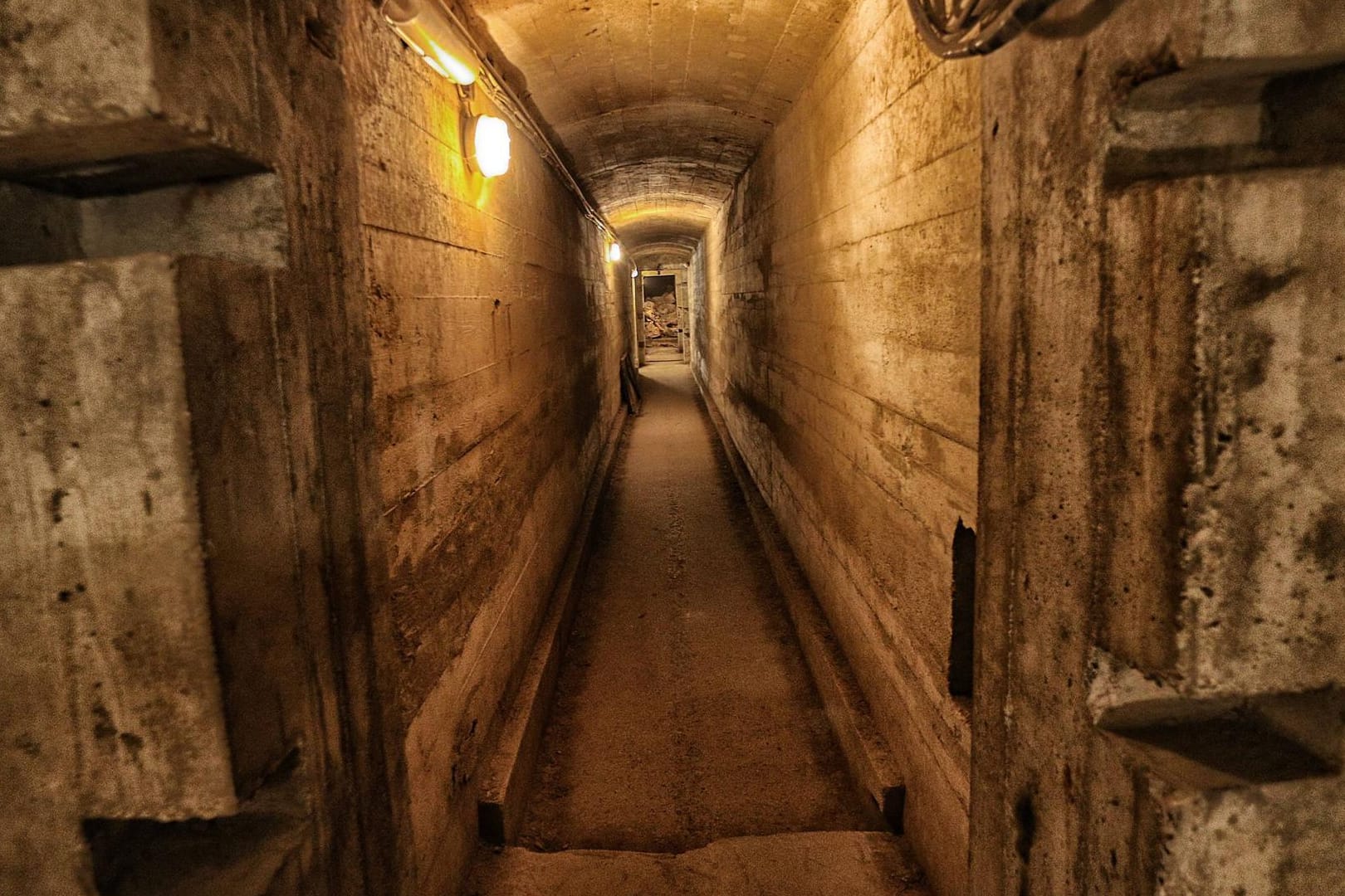 Die Nazi-Tunnel unter Schloss Fürstenstein sollen für Besucher geöffnet werden.