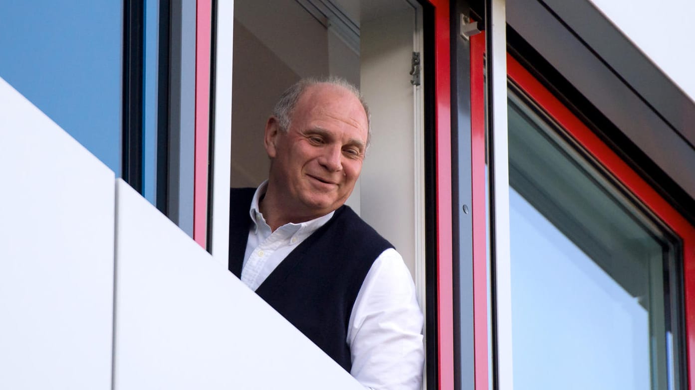 Grund zur Freude für den früheren FCB-Präsidenten: Uli Hoeneß wird vorzeitig entlassen. Grund zur Freude für den früheren FCB-Präsidenten: Uli Hoeneß wird vorzeitig entlassen.