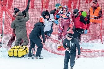 Aksel Lund Svindal hatte sich einen Kreuz- und Meniskusriss im rechten Knie zugezogen.