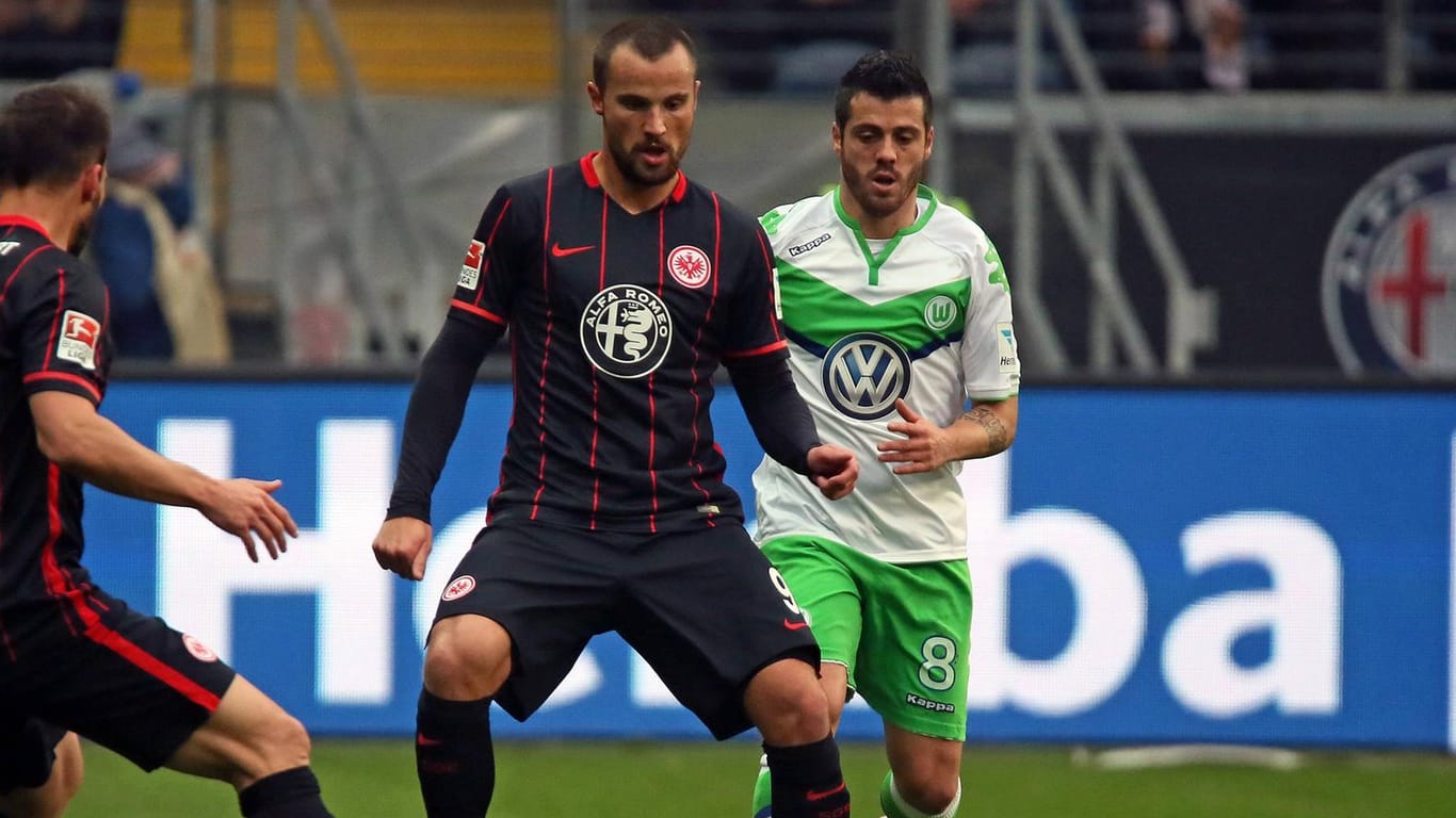 Haris Seferovic (li.) bei der Partie gegen Wolfsburg