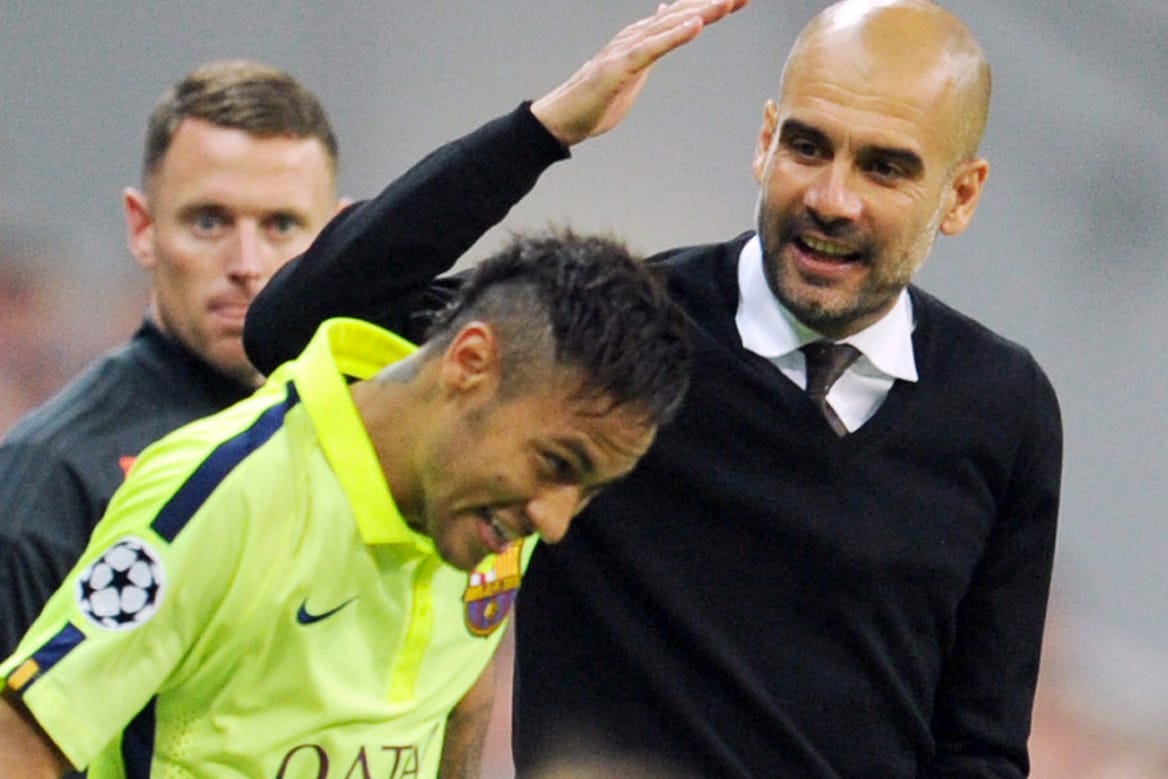 Freundschaftlicher Klaps auf den Hinterkopf: Neymar (li.) und Pep Guardiola schätzen sich sehr.