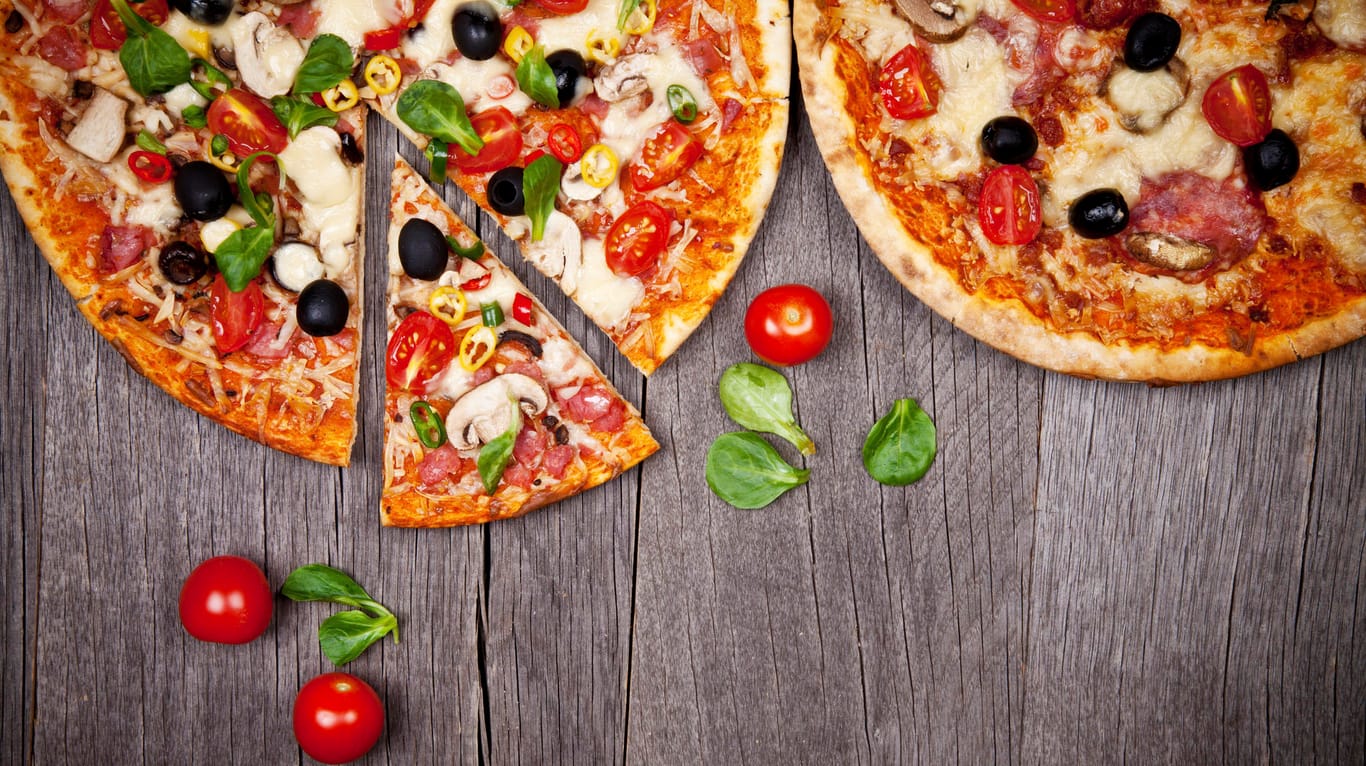 Die Pizza ist nur eines der vielen leckeren Gerichte der italienischen Küche.